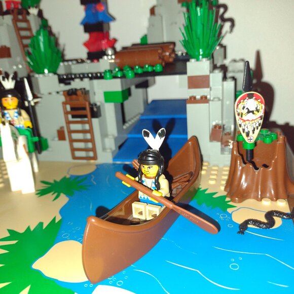 Like new large Wild West Village, 6766 - Picture 14 of 16